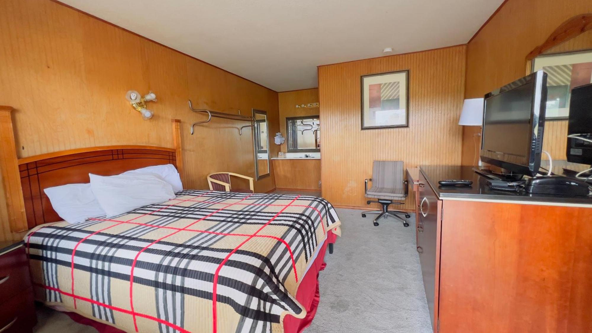 Country Inn - Licking Bagian luar foto