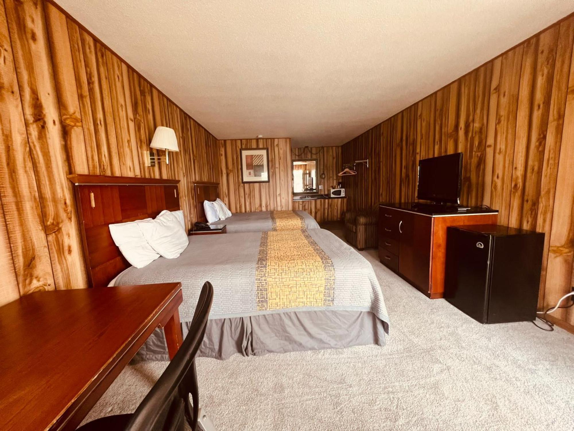 Country Inn - Licking Bagian luar foto